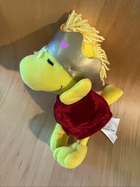Plush Whitman's Woodstock with Red Cape and Gold Crown Valentine's